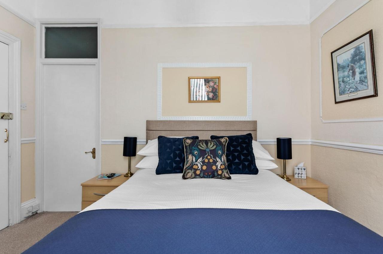 Melba House (Adults Only) Bed & Breakfast Torquay Dış mekan fotoğraf