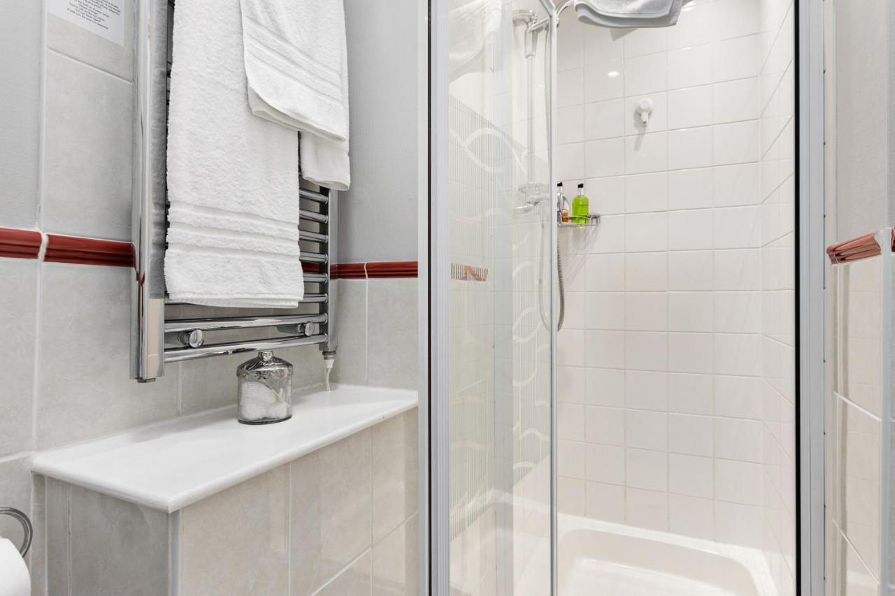 Melba House (Adults Only) Bed & Breakfast Torquay Dış mekan fotoğraf