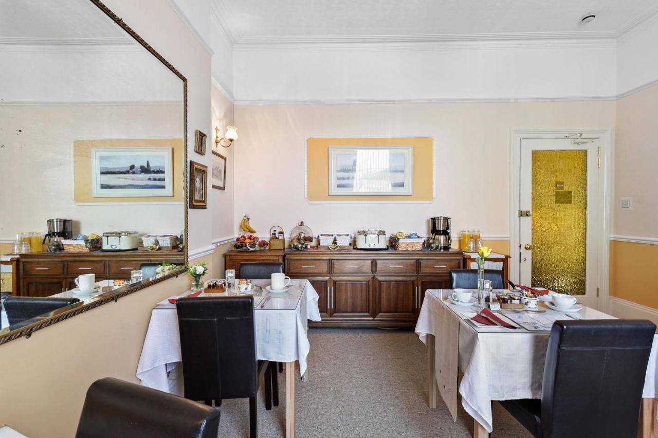 Melba House (Adults Only) Bed & Breakfast Torquay Dış mekan fotoğraf
