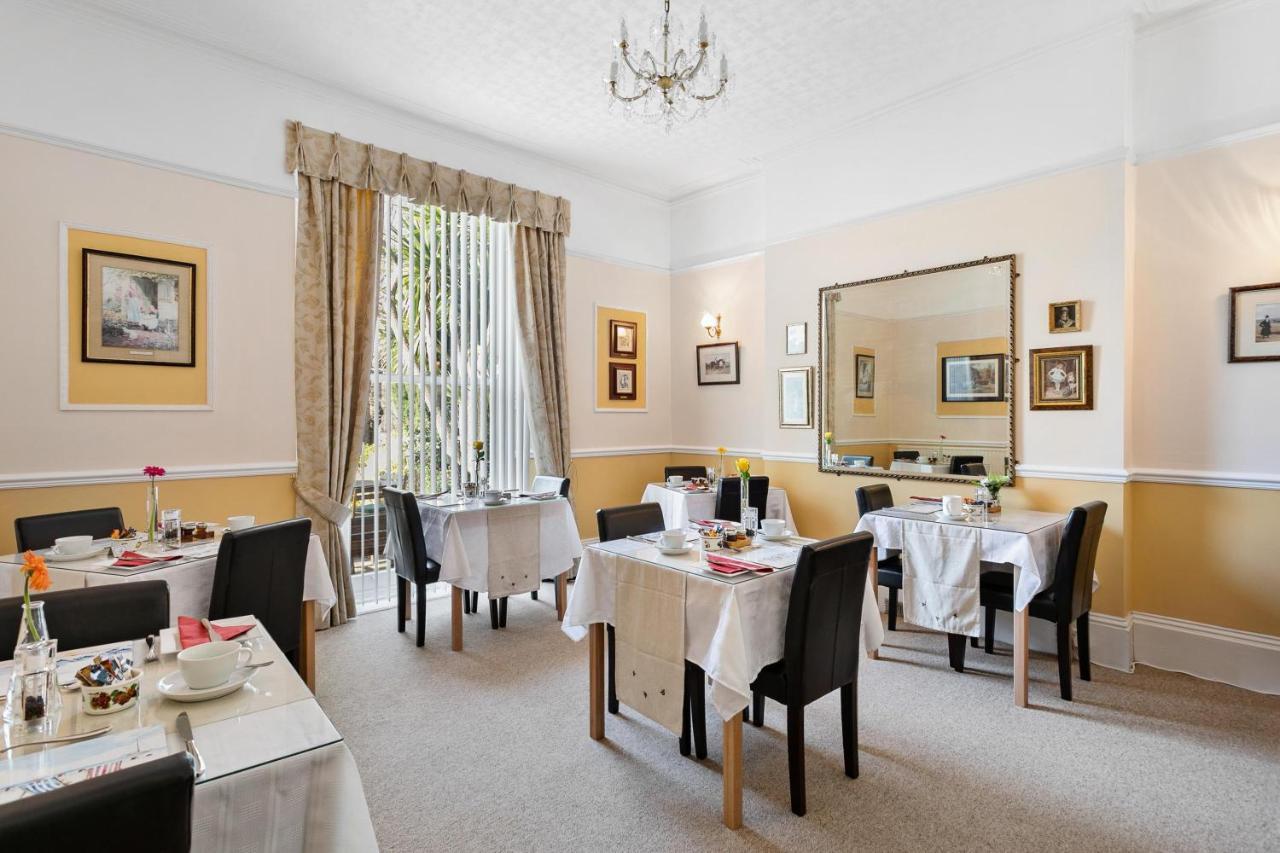 Melba House (Adults Only) Bed & Breakfast Torquay Dış mekan fotoğraf