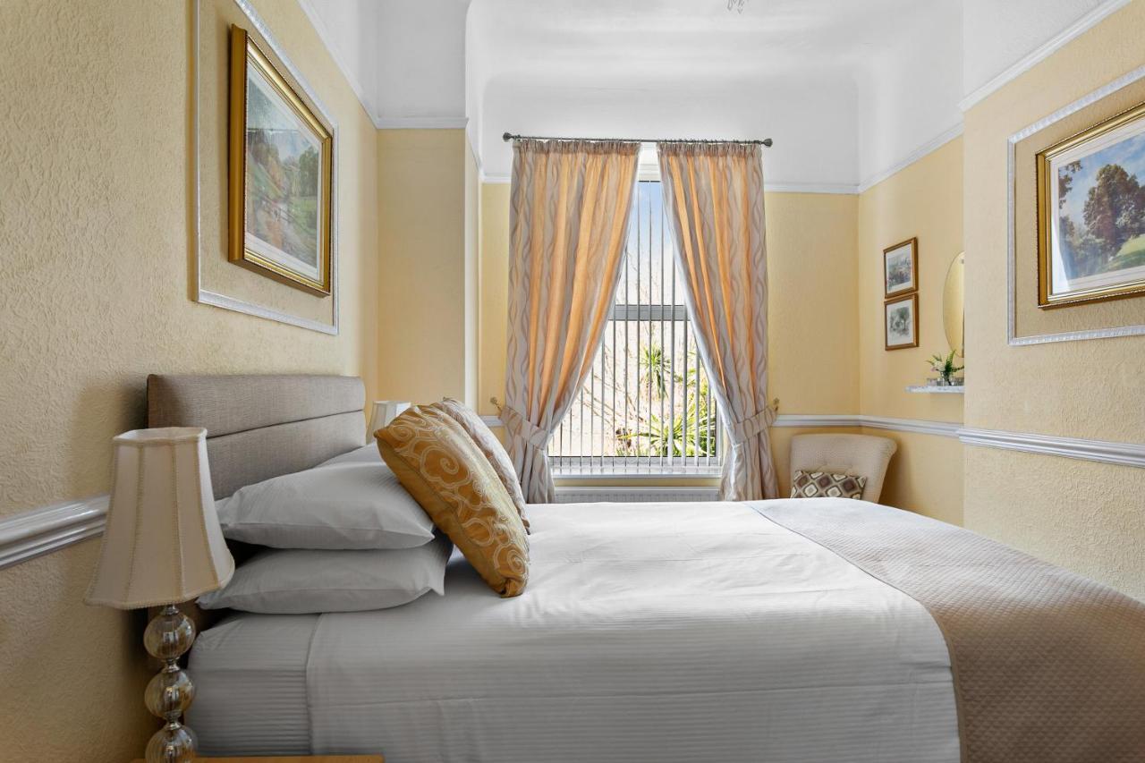 Melba House (Adults Only) Bed & Breakfast Torquay Dış mekan fotoğraf