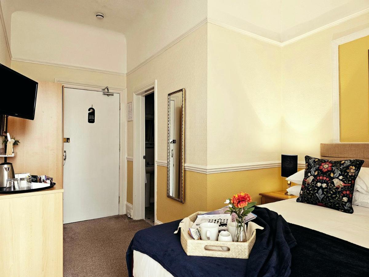 Melba House (Adults Only) Bed & Breakfast Torquay Dış mekan fotoğraf