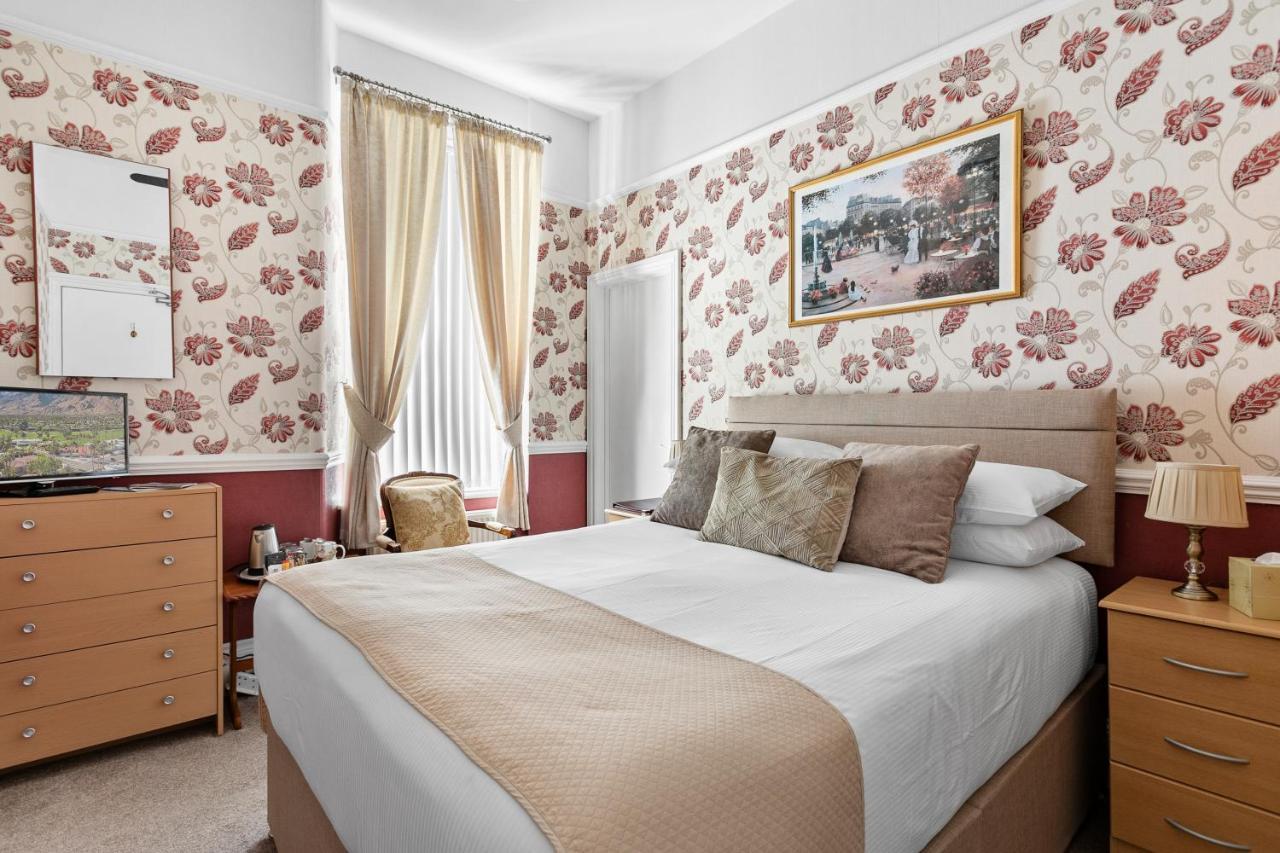 Melba House (Adults Only) Bed & Breakfast Torquay Dış mekan fotoğraf